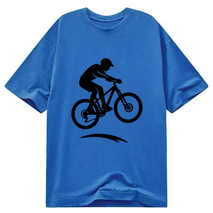 Mountain biker catching air - Classic T-shirt - Blue