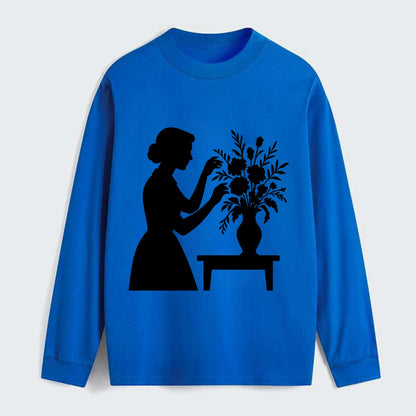 Florist arranging dramatic bouquet - Classic Long Sleeve Shirt - Blue