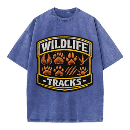 WILDLIFE TRACKS - animal footprints in brown , tracker - Vintage T-shirt - Blue