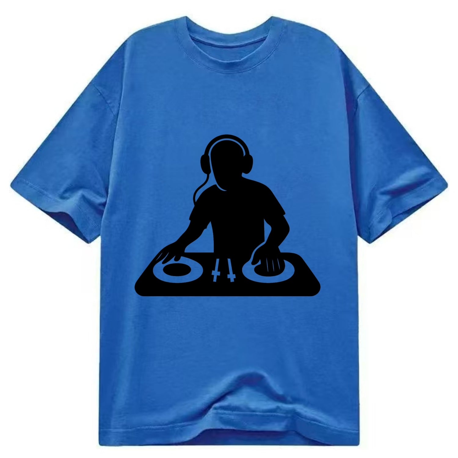 DJ with turntables and headphones - Classic T-shirt - Blue