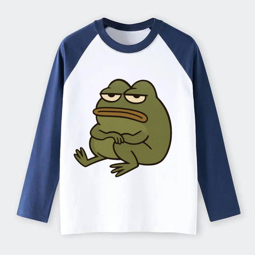 The Frog Judges Silently - Raglan Long Sleeve T-Shirt