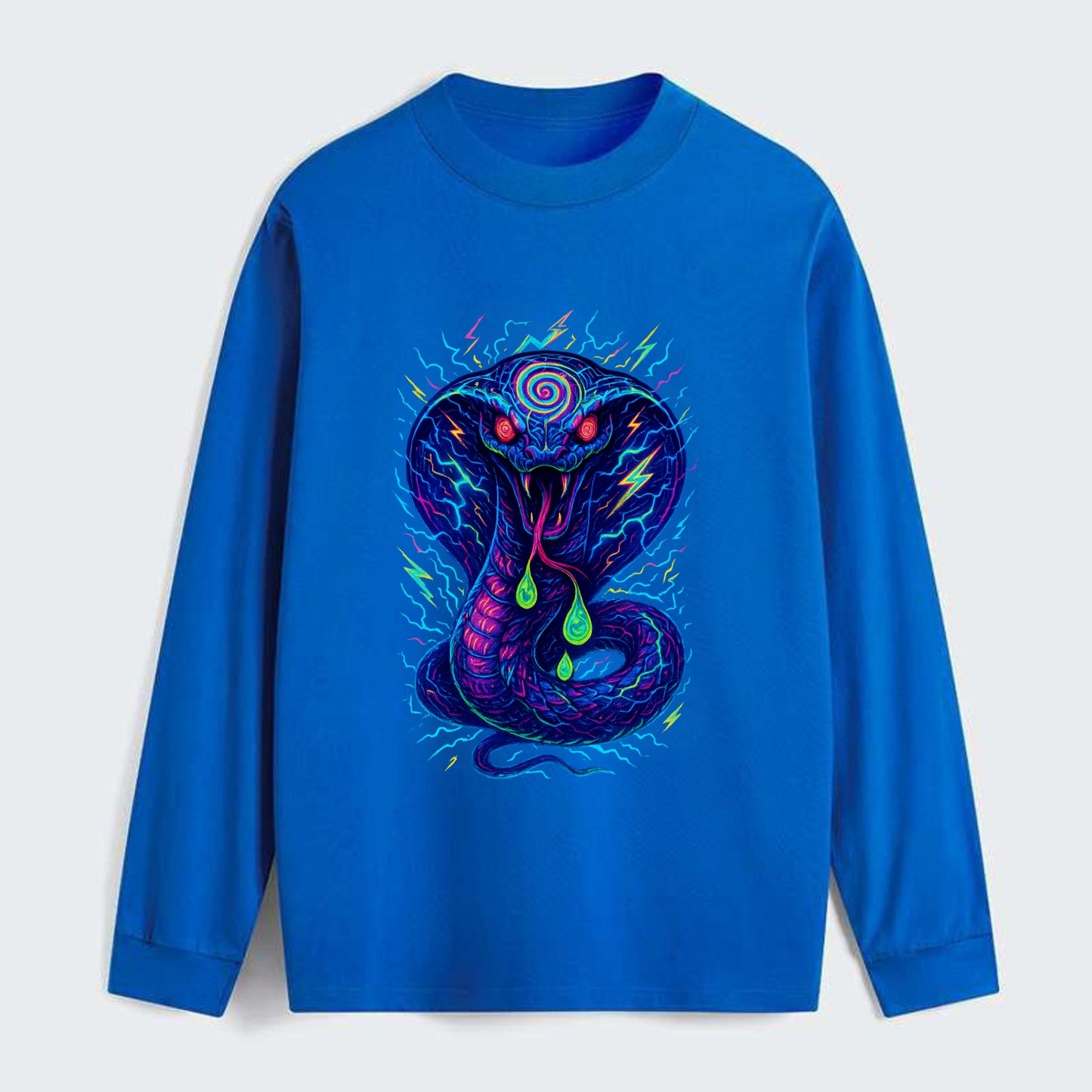 Mesmerizing cobra with hypnotic spiral patterns in the hood, scales - Classic Long Sleeve Shirt - Blue