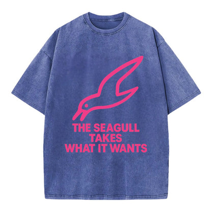 THE SEAGULL TAKES WHAT IT WANTS | Aggressive seagull diving down - Vintage T-shirt - Blue