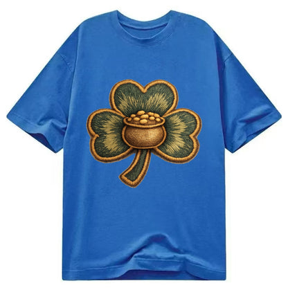 ST PATRICKS CLOVER - lucky clover with gold in green and gold , Irish luck - Classic T-shirt - Blue