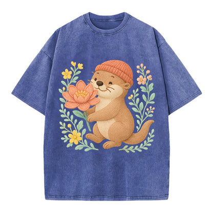 Peach Otter - Vintage T-shirt - Blue