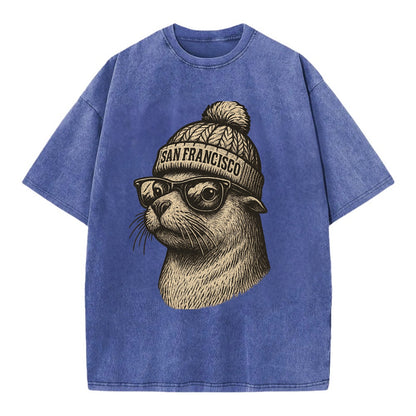 San Francisco Sea Lion wearing San Francisco beanie with pom pom and wayfarer - Vintage T-shirt - Blue