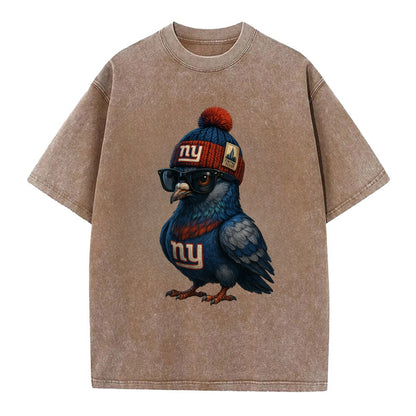 Manhattan Pigeon wearing Giants beanie with Empire State patch and wayfarer - Vintage T-shirt - Brown