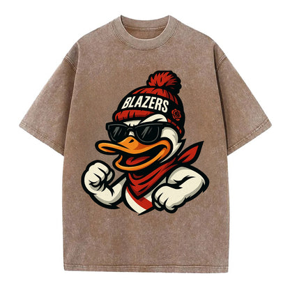 Oregon Duck wearing Trail Blazers beanie with rose patch and wayfarer sunglasses - Vintage T-shirt - Brown