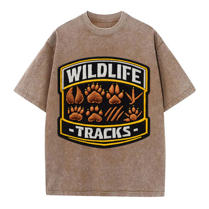 WILDLIFE TRACKS - animal footprints in brown , tracker - Vintage T-shirt - Brown