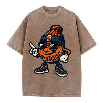 Syracuse Orange wearing Syracuse beanie with S patch - Vintage T-shirt - Brown