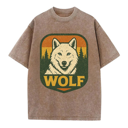 Arctic White Wolf  - Vintage T-shirt - Brown