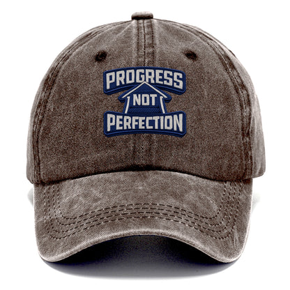 PROGRESS NOT PERFECTION - arrow with text in blue , growth mindset - Classic Cap - Brown