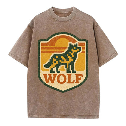 Digital Pixel Wolf  - Vintage T-shirt - Brown