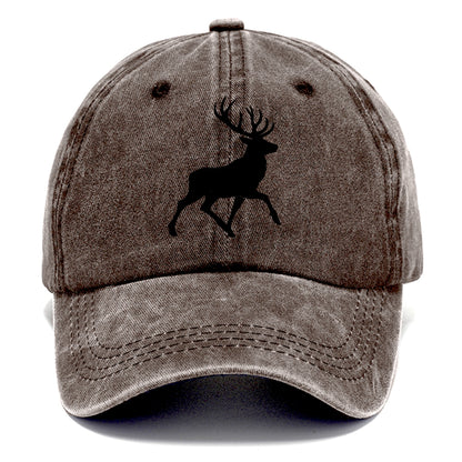 Deer with majestic antlers - Classic Cap - Brown