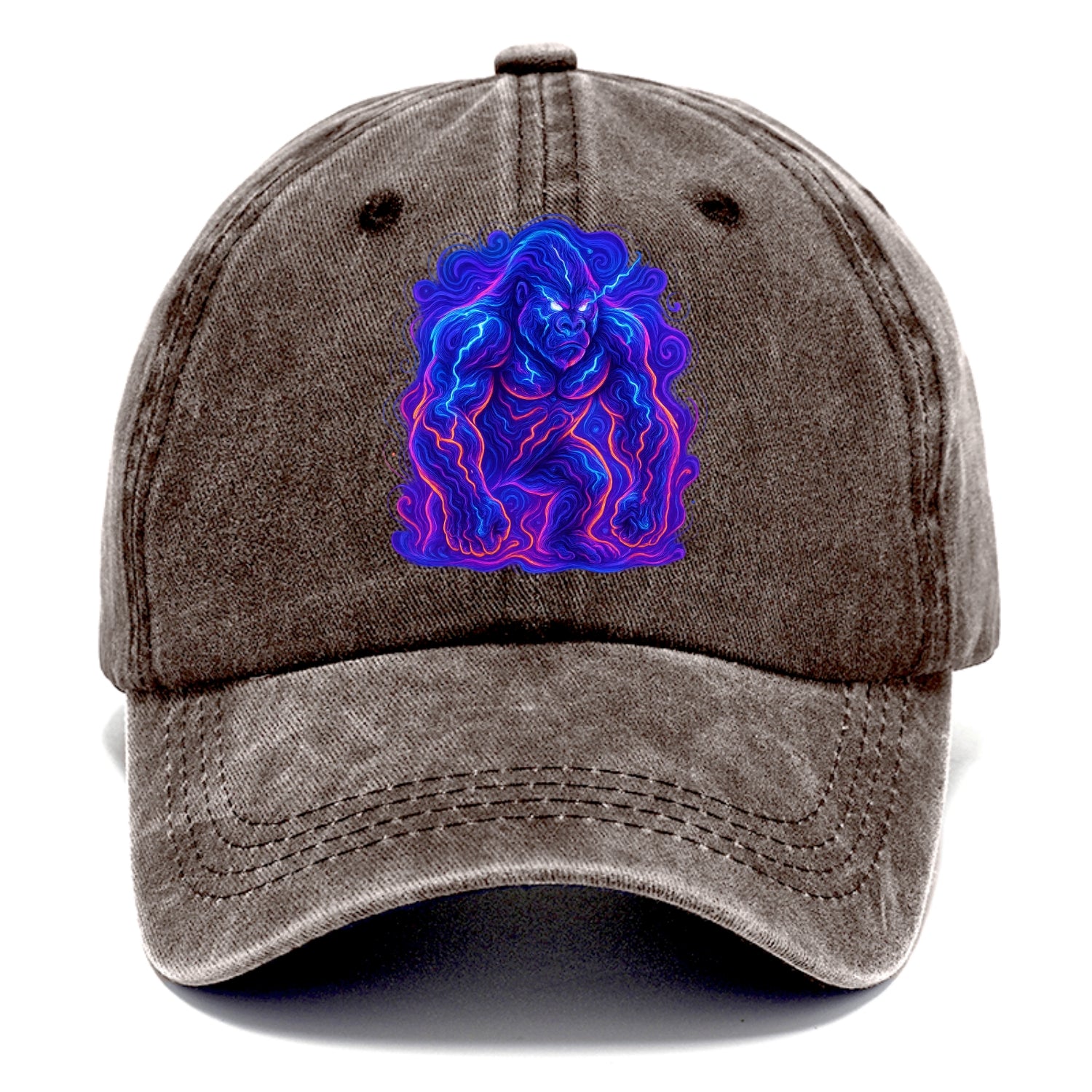 Mighty gorilla with electricity flowing through defined muscles, lightning bolt - Classic Cap - Brown
