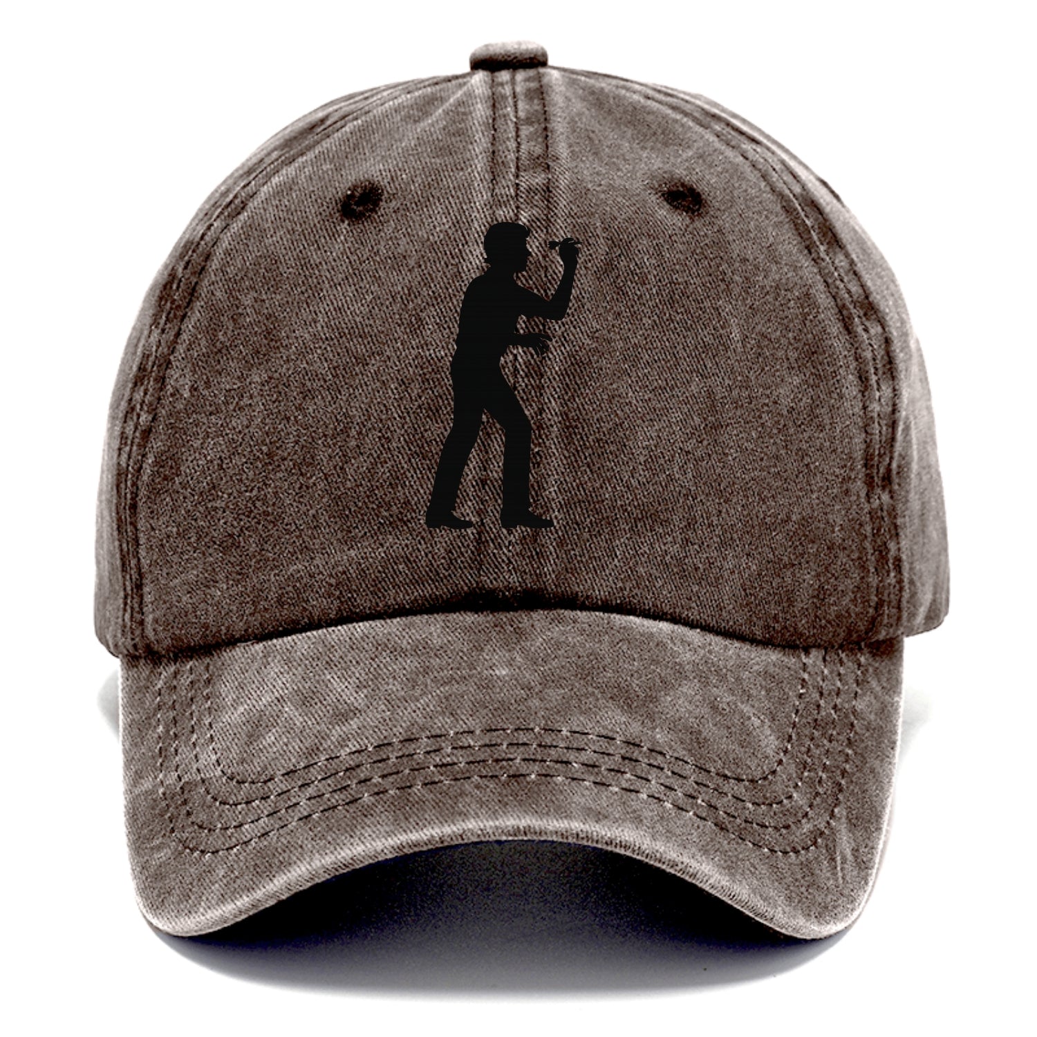 Darts player in throwing stance - Classic Cap - Brown