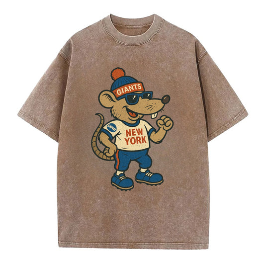 New York Rat wearing Giants beanie with subway patch and wayfarer sunglasses - Vintage T-shirt - Brown