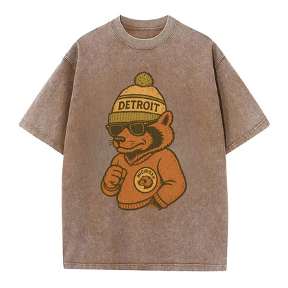Michigan Wolverine wearing Detroit beanie with pom pom and wayfarer sunglasses - Vintage T-shirt - Brown