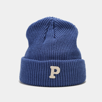 Chunky Knit P Beanie: Cozy & Chic Fall/Winter Hat