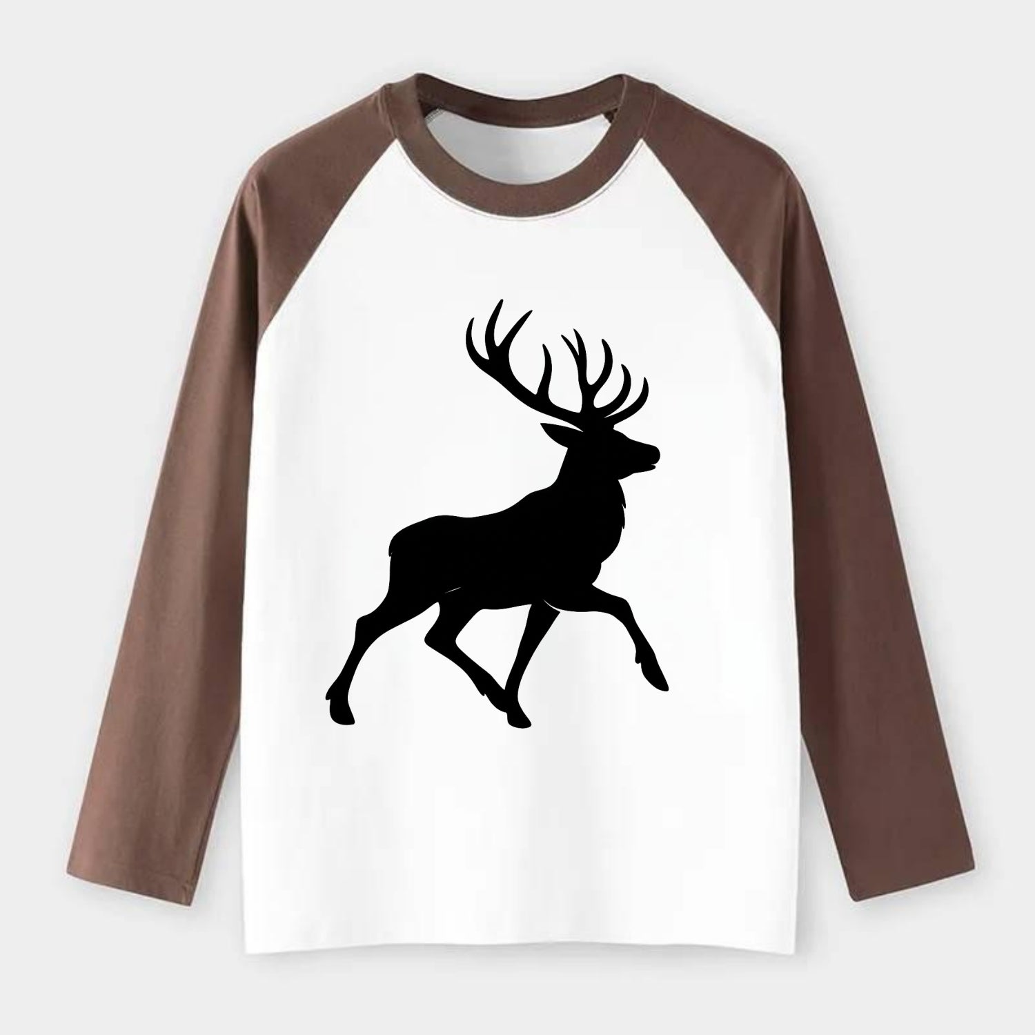 Deer with majestic antlers - Raglan Long Sleeve T-Shirt - Coffee