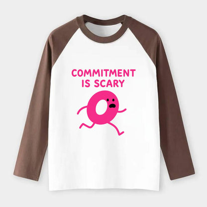 COMMITMENT IS SCARY | Terrified ring running away - Raglan Long Sleeve T-Shirt - Coffee