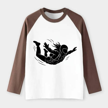 Skydiver free-fall position - Raglan Long Sleeve T-Shirt - Coffee