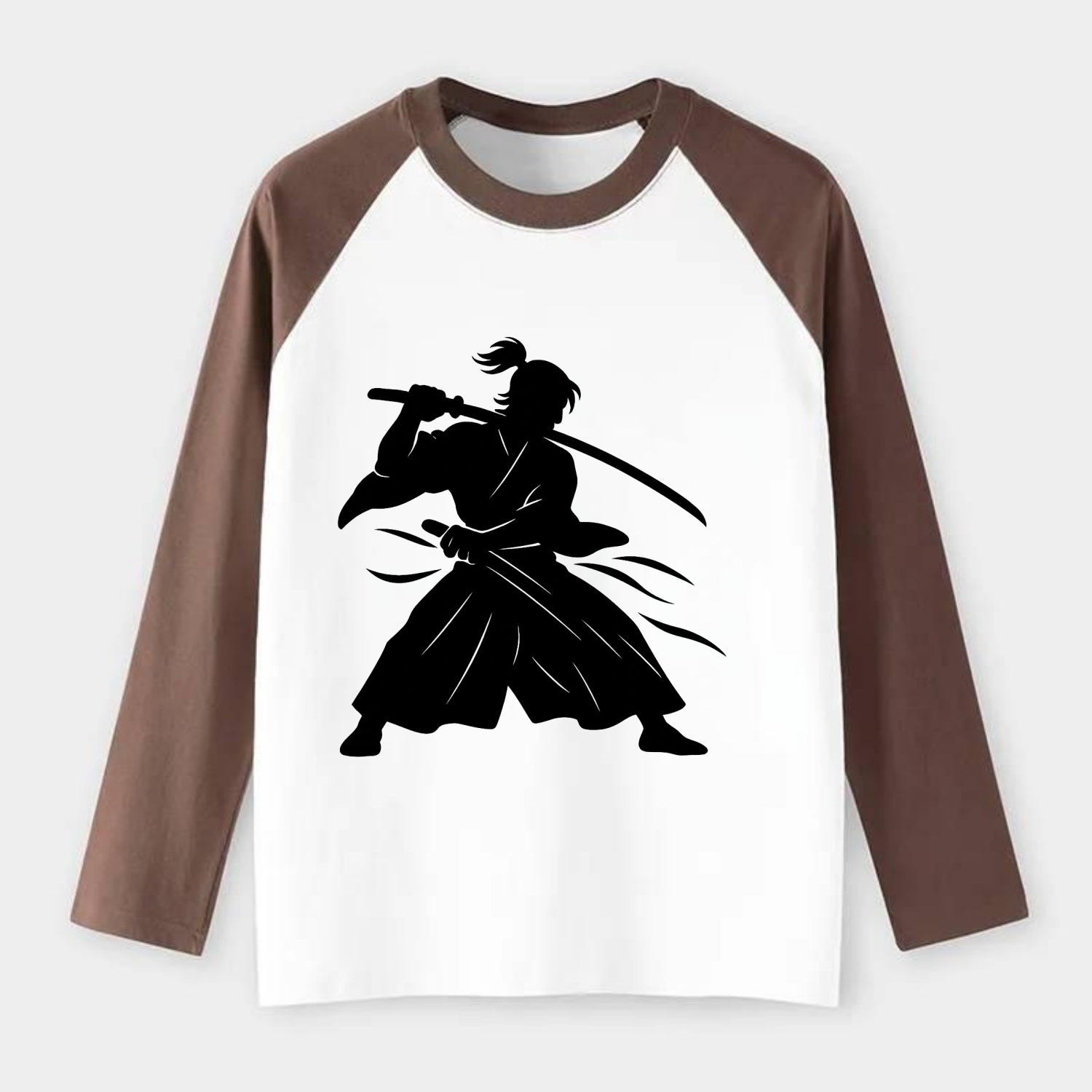 Japanese samurai sword draw - Raglan Long Sleeve T-Shirt - Coffee