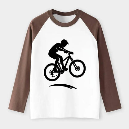 Mountain biker catching air - Raglan Long Sleeve T-Shirt - Coffee