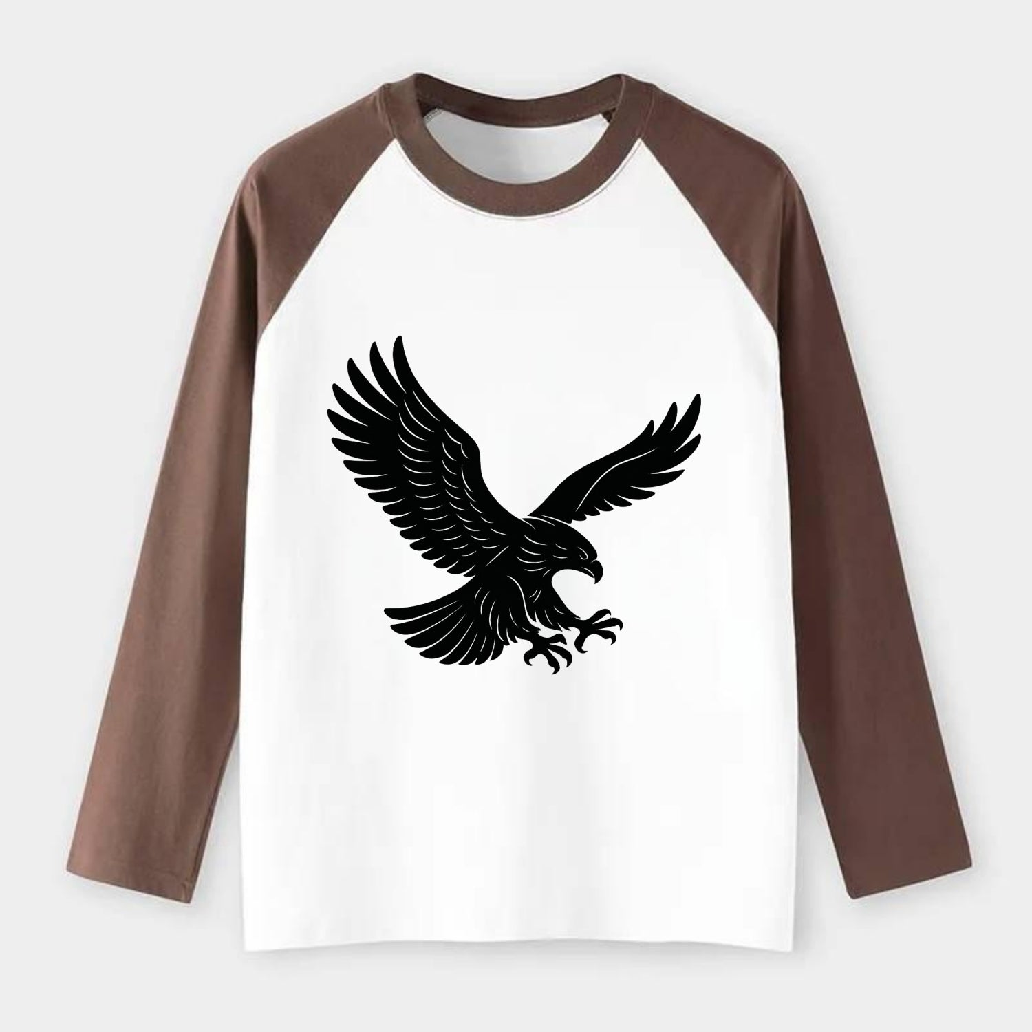 Eagle soaring with wings spread - Raglan Long Sleeve T-Shirt - Coffee