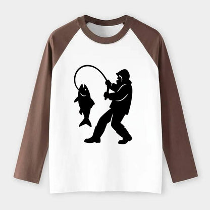 Alaskan fisherman hauling catch - Raglan Long Sleeve T-Shirt - Coffee