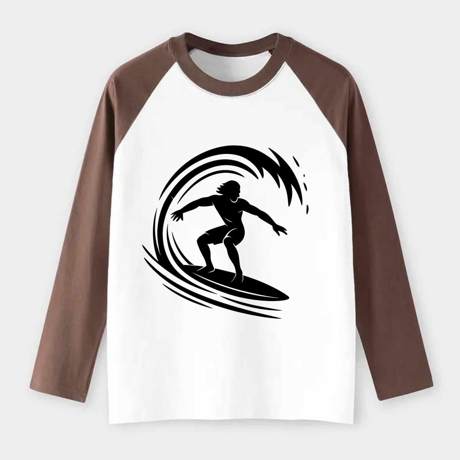 Hawaiian surfer riding big wave - Raglan Long Sleeve T-Shirt - Coffee