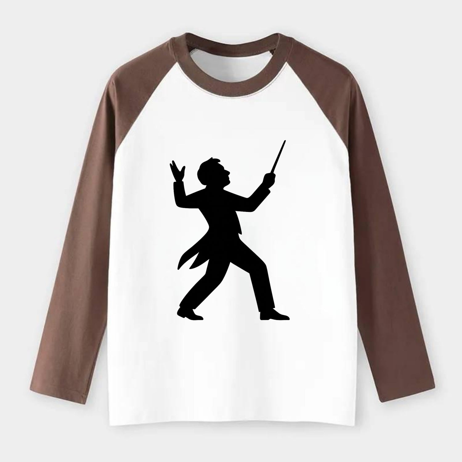 Conductor leading orchestra passionately - Raglan Long Sleeve T-Shirt - Coffee