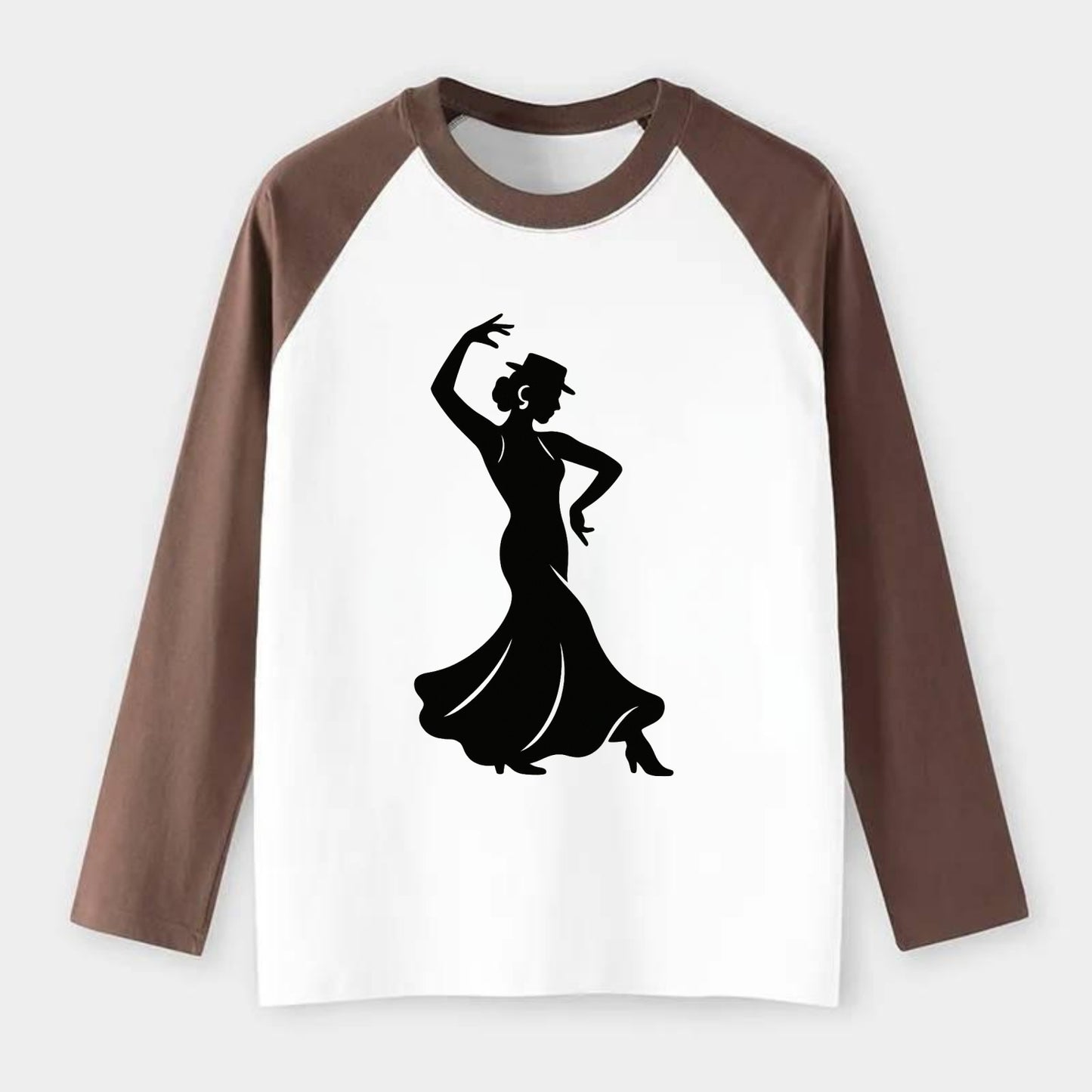 Flamenco dancer passionate stance - Raglan Long Sleeve T-Shirt - Coffee