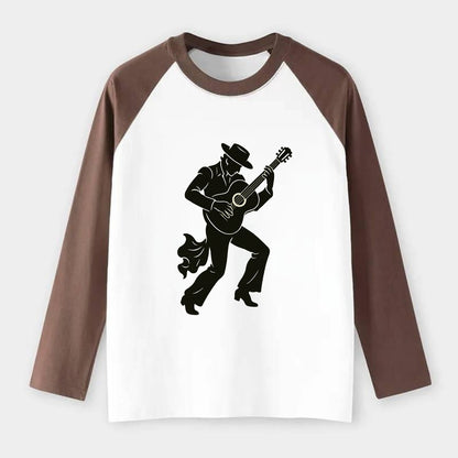 Flamenco guitarist dramatic pose - Raglan Long Sleeve T-Shirt - Coffee