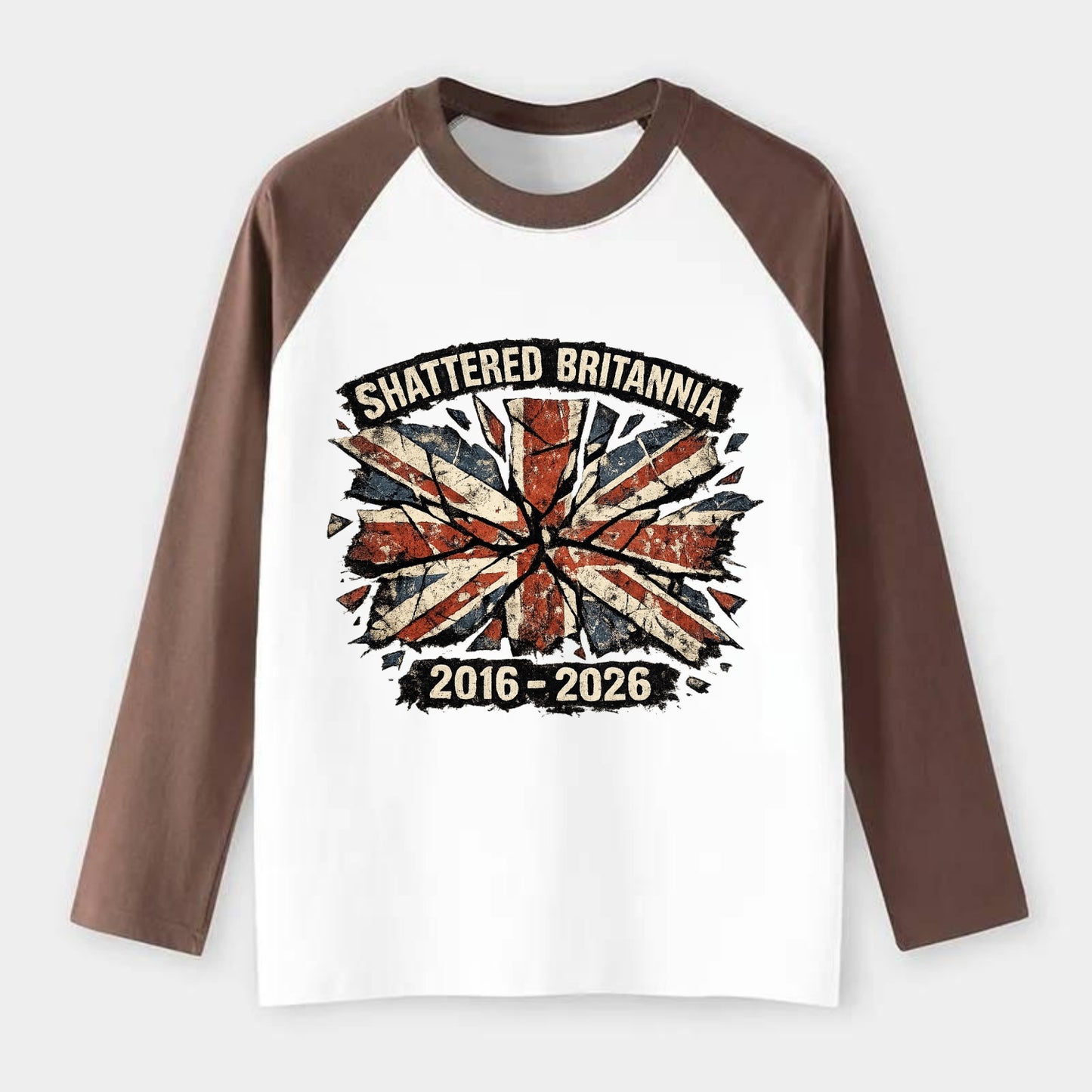 SHATTERED BRITANNIA | Cracked broken Union Jack | Fragmented glass - Raglan Long Sleeve T-Shirt - Coffee
