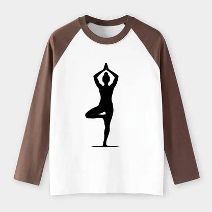 Yoga practitioner in tree pose - Raglan Long Sleeve T-Shirt - Coffee