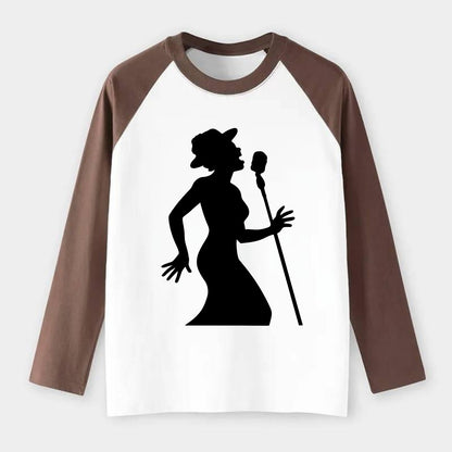 Jazz singer at vintage microphone - Raglan Long Sleeve T-Shirt - Coffee