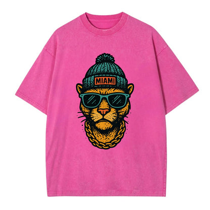 Florida Panther wearing Miami beanie with pom pom and wayfarer sunglasses - Vintage T-shirt - Dusty Rose(Rose)