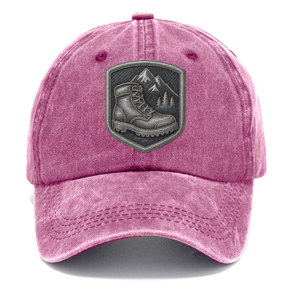 Hiking boots with mountain peak - hiker pride - Classic Cap - Dusty Rose(Rose)