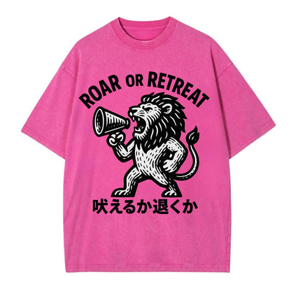 Roar or Retreat - Lion shouting into vin Vintage T-shirt - Dusty Rose(Rose)