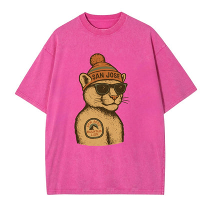 San Jose Mountain Lion wearing San Jose beanie with pom pom and wayfarer - Vintage T-shirt - Dusty Rose(Rose)