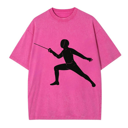 Fencer in lunge position - Vintage T-shirt - Dusty Rose(Rose)