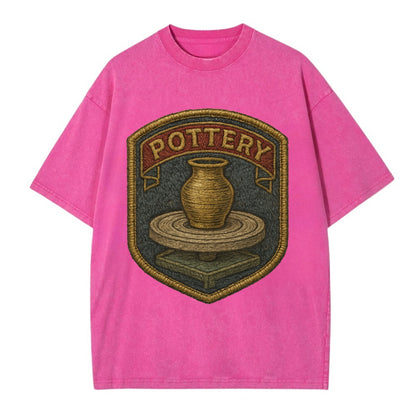 Pottery wheel with clay vessel - ceramicist symbol - Vintage T-shirt - Dusty Rose(Rose)