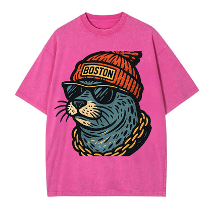 Boston Harbor Seal wearing Boston beanie with pom pom and wayfarer sunglasses - Vintage T-shirt - Dusty Rose(Rose)