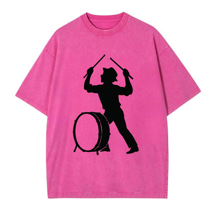 Drummer with drumsticks raised high - Vintage T-shirt - Dusty Rose(Rose)