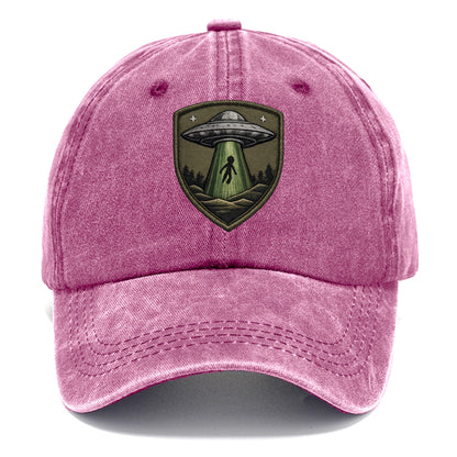 UFO ALIEN - flying saucer with beam in silver and green , extraterrestrial - Classic Cap - Dusty Rose(Rose)