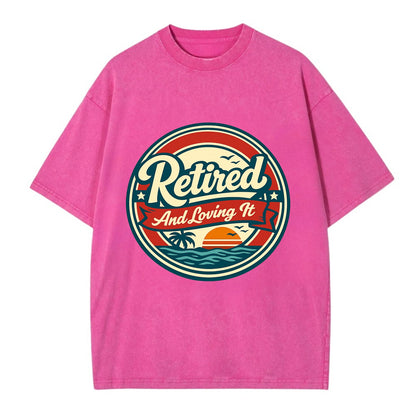 Carefree Retirement Emblem - Vintage T-shirt - Dusty Rose(Rose)