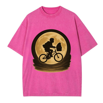 boy with bicycle flying across full moon with silhouette - Vintage T-shirt - Dusty Rose(Rose)