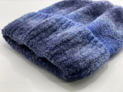 Gorro de punto polar cálido para exteriores con degradado de Pandaize: elegante y versátil.