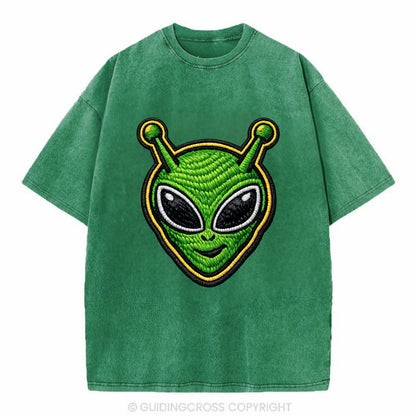 ALIEN MARTIAN - green alien with antenna in green , little green man - Vintage T-shirt - Forest Mist(Green)